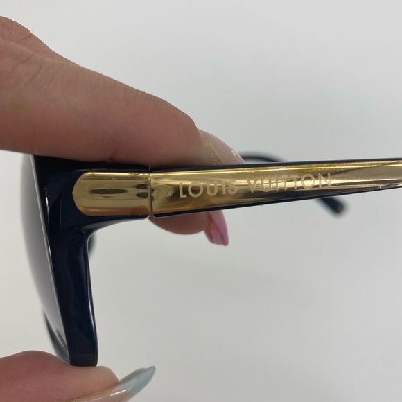 Louis Vuitton Evidence Sunglasses - Picture 9 of 12